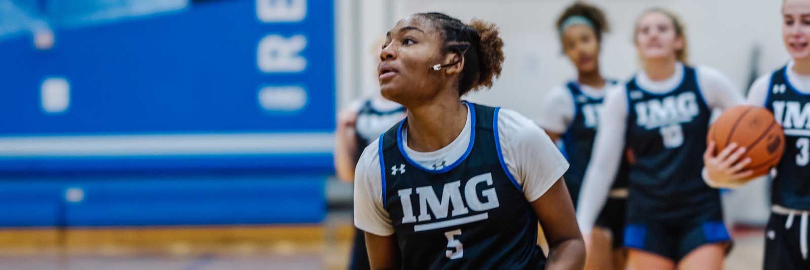 IMG female basketball athlete on court